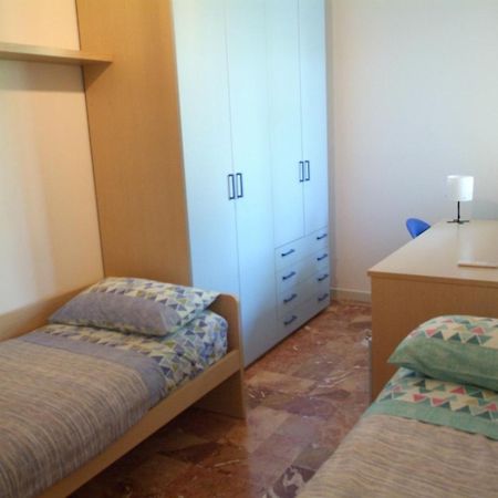 La Casa Di Telen Zona Policlinico Oncologico E Villa De Grecis Bari Esterno foto