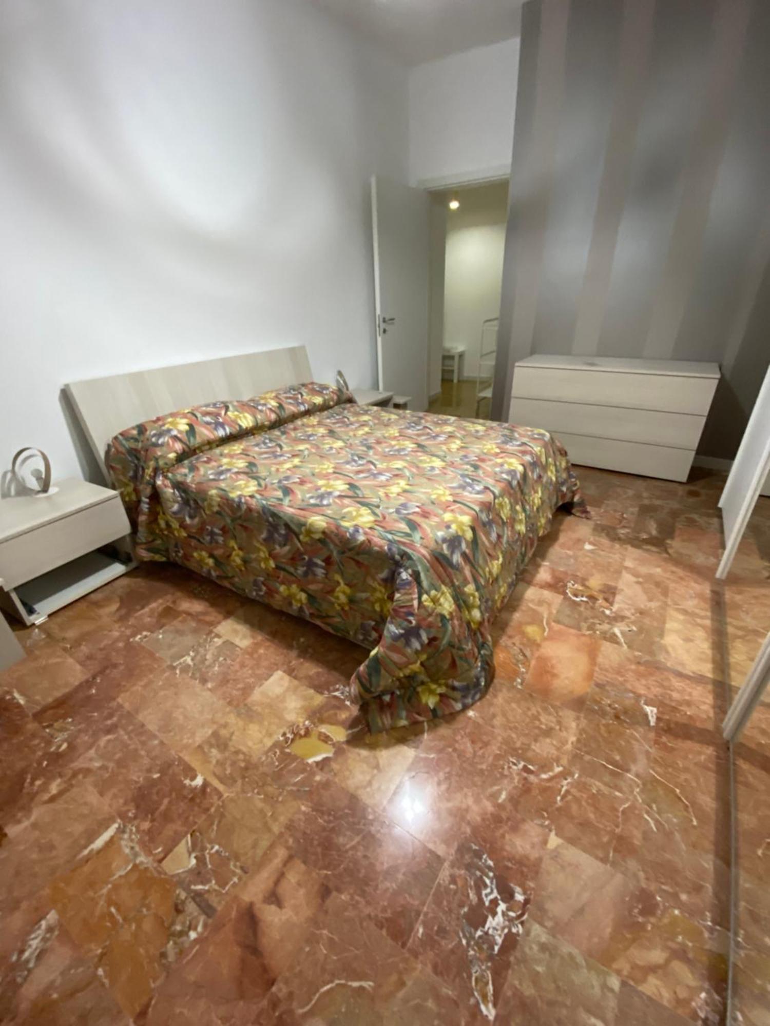 La Casa Di Telen Zona Policlinico Oncologico E Villa De Grecis Bari Esterno foto